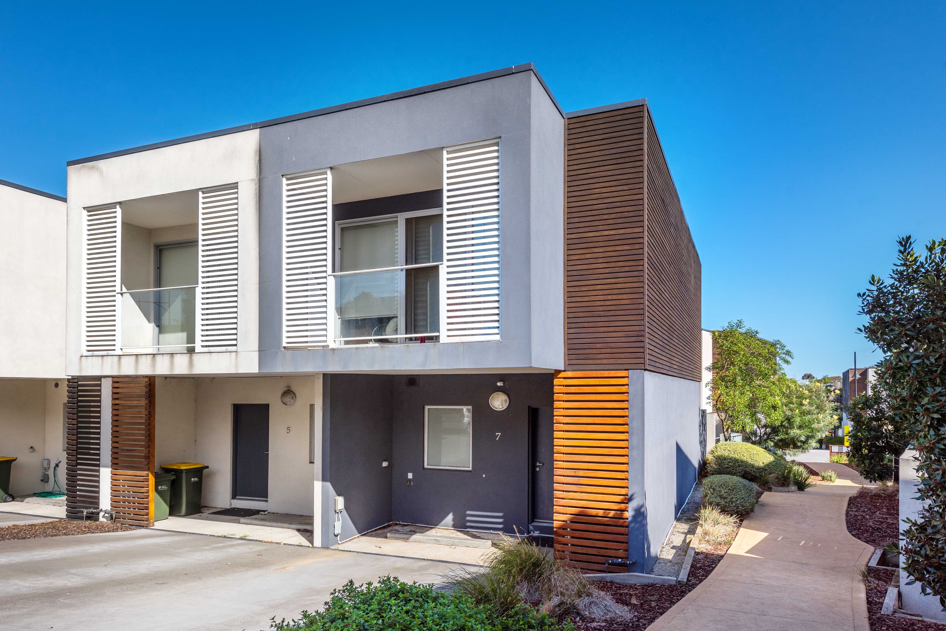 7 Poinsettia Court, Bundoora VIC 3083, Bundoora - Thumbnail 5