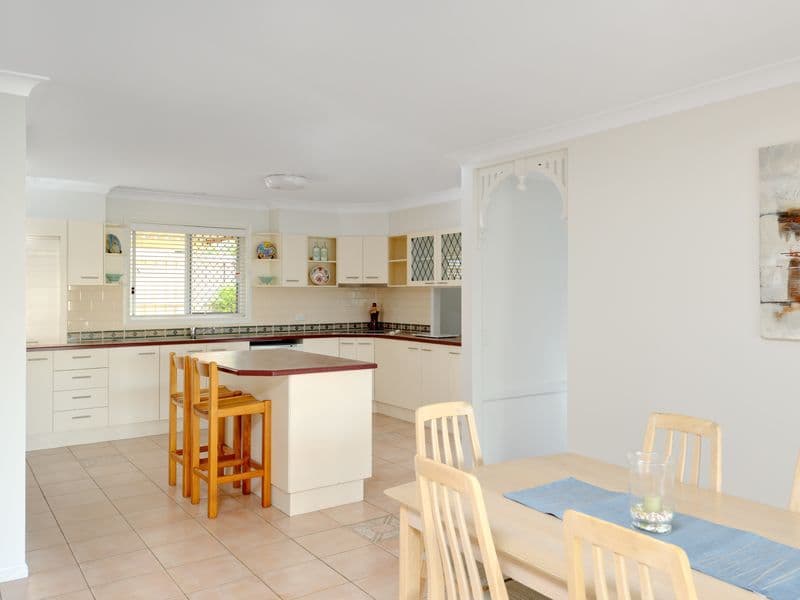 17 Bottletree Place, CALAMVALE QLD 4116, Calamvale - Thumbnail 3