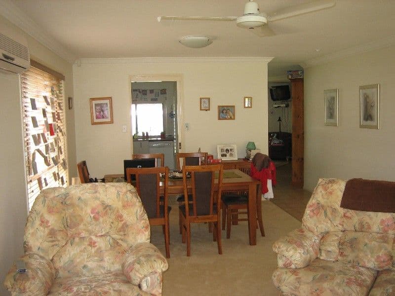 10 Cooroy Street, FOREST LAKE QLD 4078, Forest Lake - Thumbnail 3