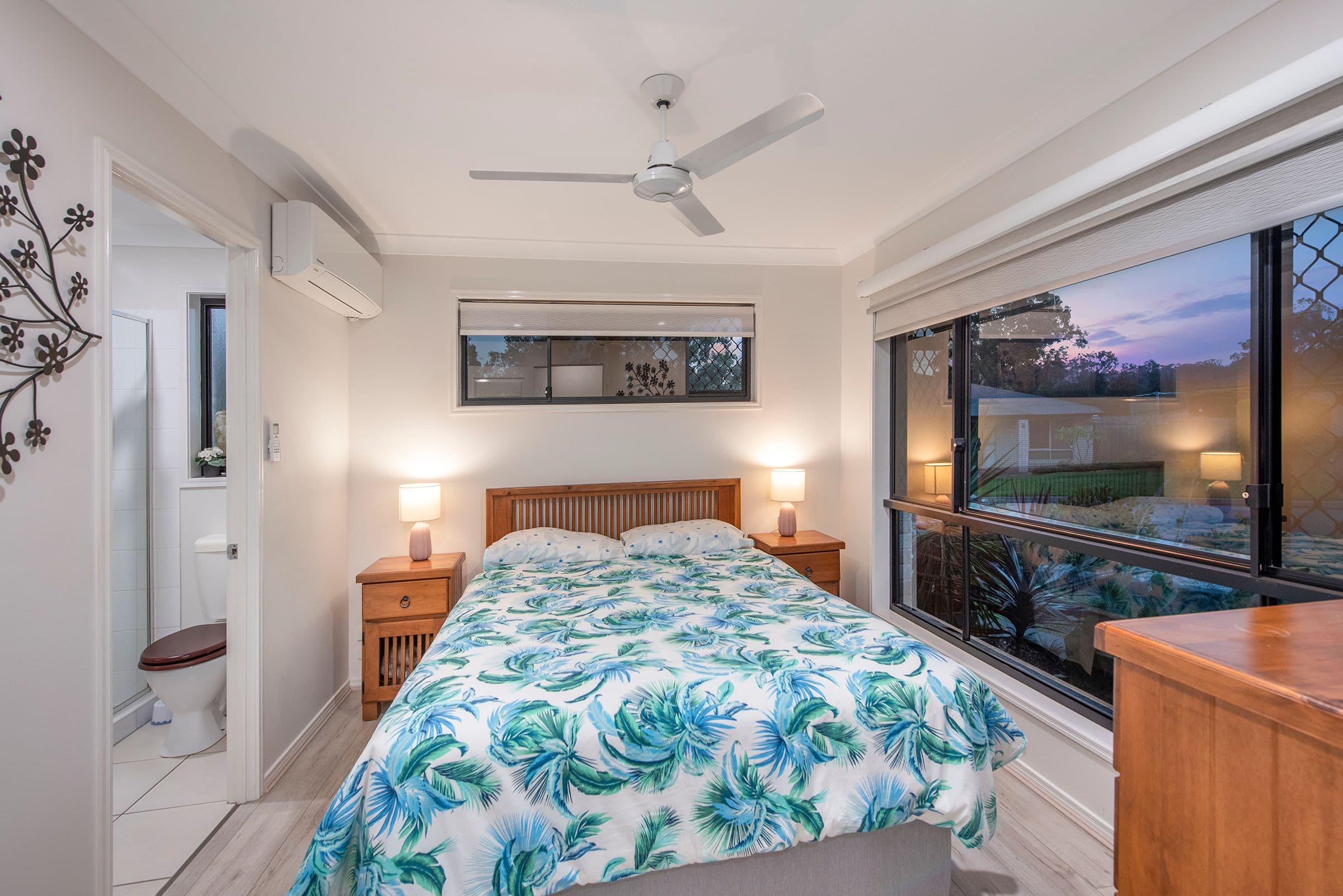 12 Shelley Avenue, Mount Warren Park QLD 4207, Mount Warren Park - Thumbnail 5