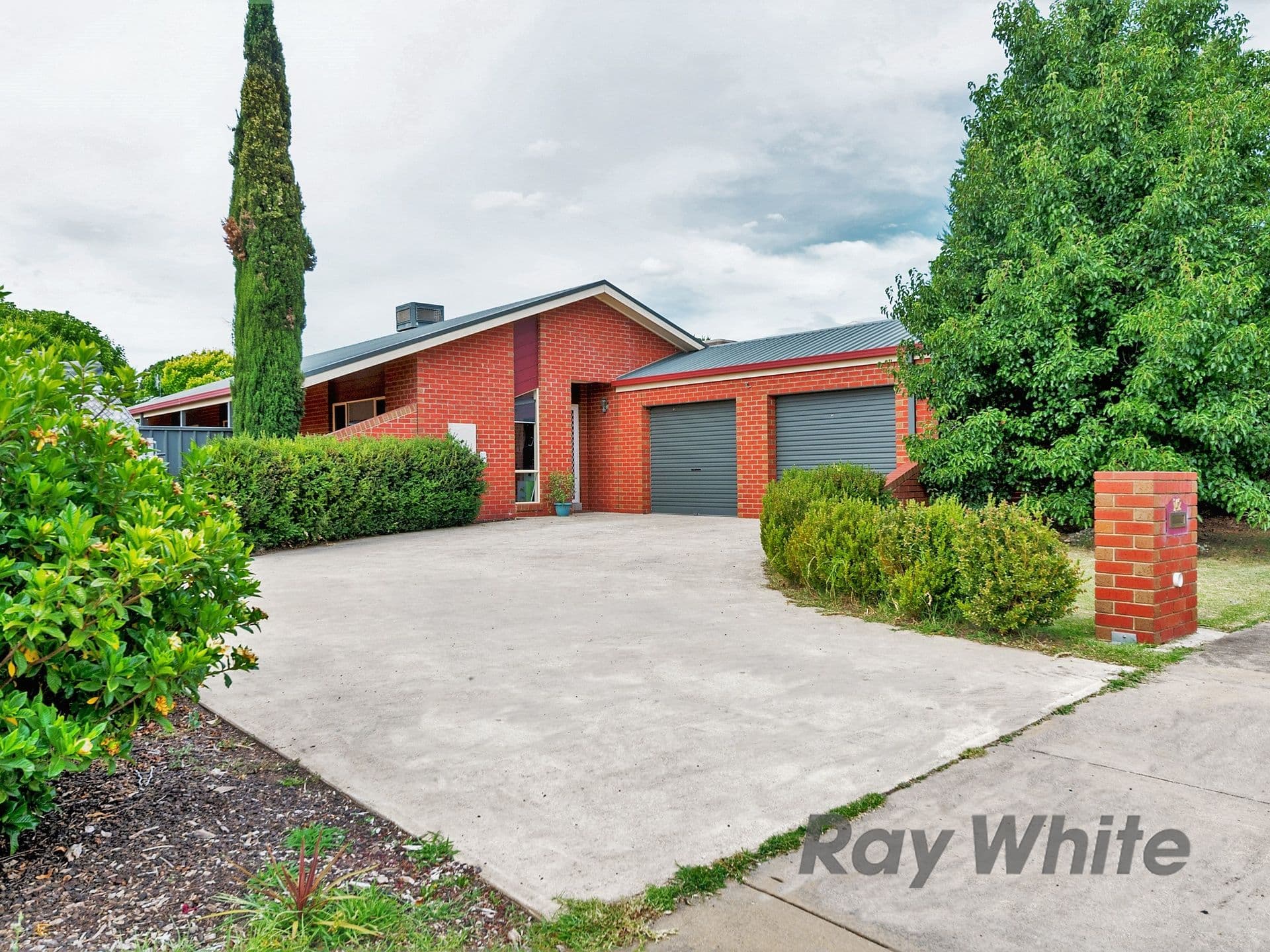142 Cowan Street, Benalla VIC 3672, Benalla - Image 1