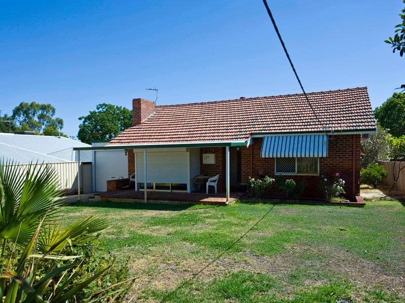 326 Daly Street, BELMONT WA 6104, Belmont - Thumbnail 2