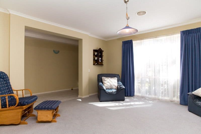 12 St Claire Avenue, SOUTH MORANG VIC 3752, South Morang - Thumbnail 5