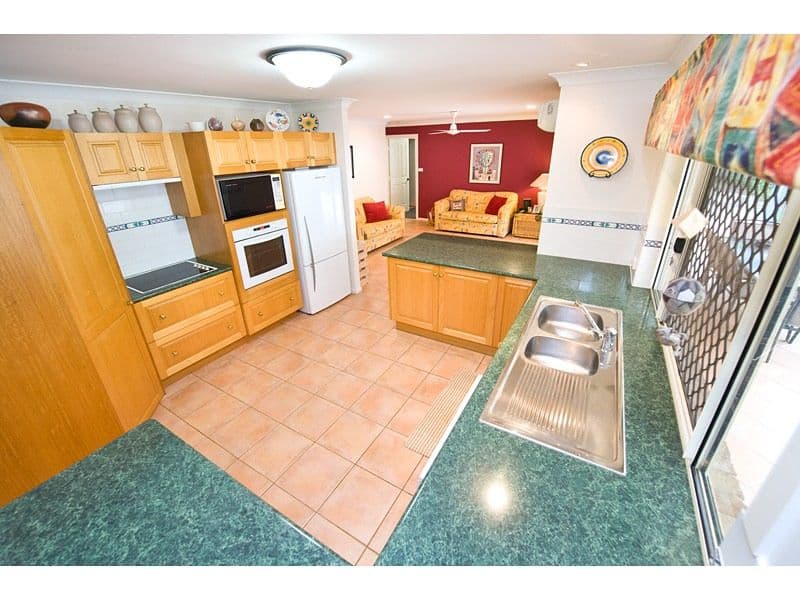 20 Beaumont Drive, FRENCHVILLE QLD 4701, Frenchville - Thumbnail 4