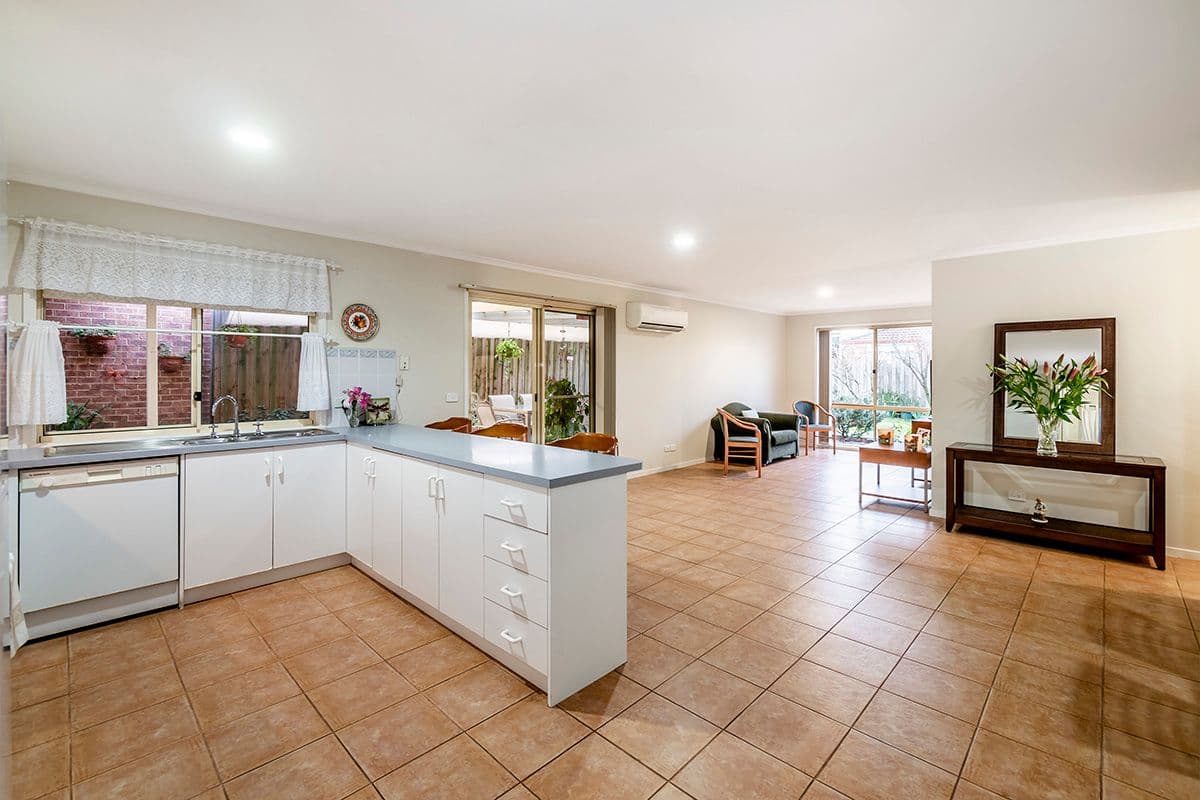 15 Cirrus Close, Hampton Park VIC 3976, Hampton Park - Thumbnail 3