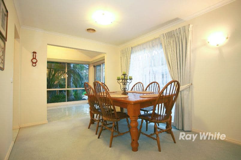 100 Lawless Drive, CRANBOURNE NORTH VIC 3977, Cranbourne North - Thumbnail 4