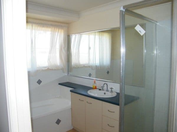 126 Zeller Street, CHINCHILLA QLD 4413, Chinchilla - Thumbnail 3