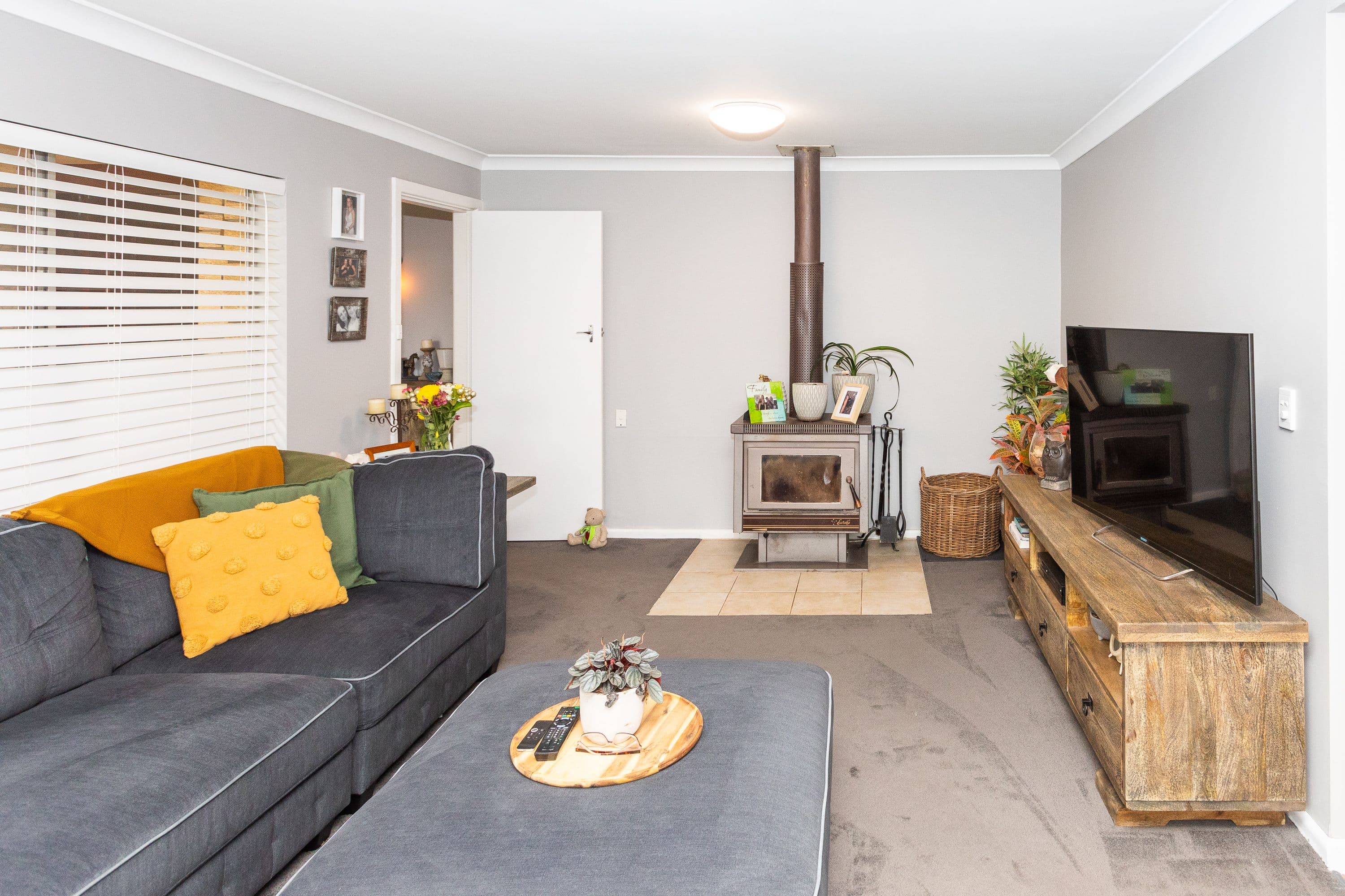 18 Marne Street, Guyra NSW 2365, Guyra - Thumbnail 2