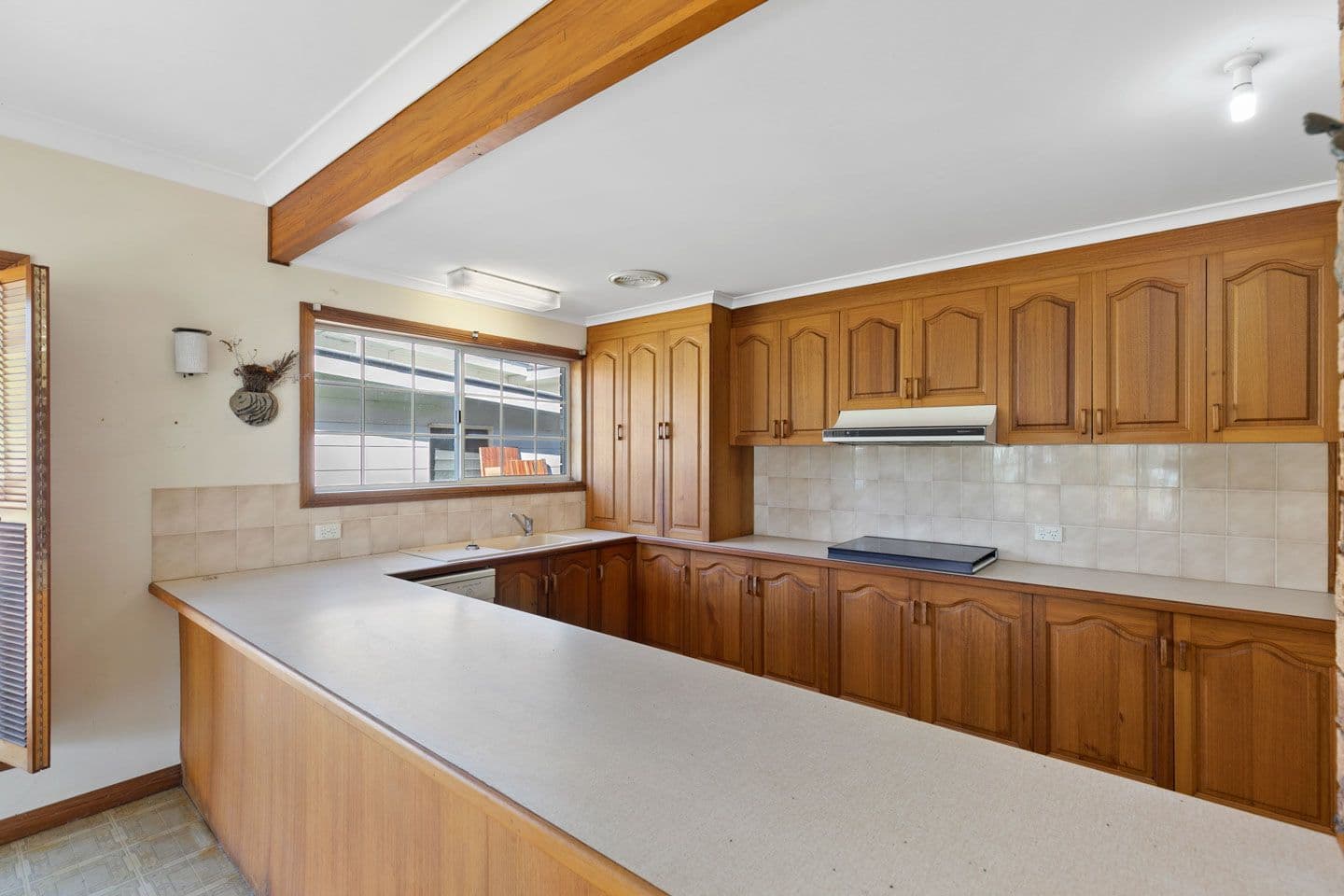 153 Esplanade, Point Vernon QLD 4655, Point Vernon - Thumbnail 6