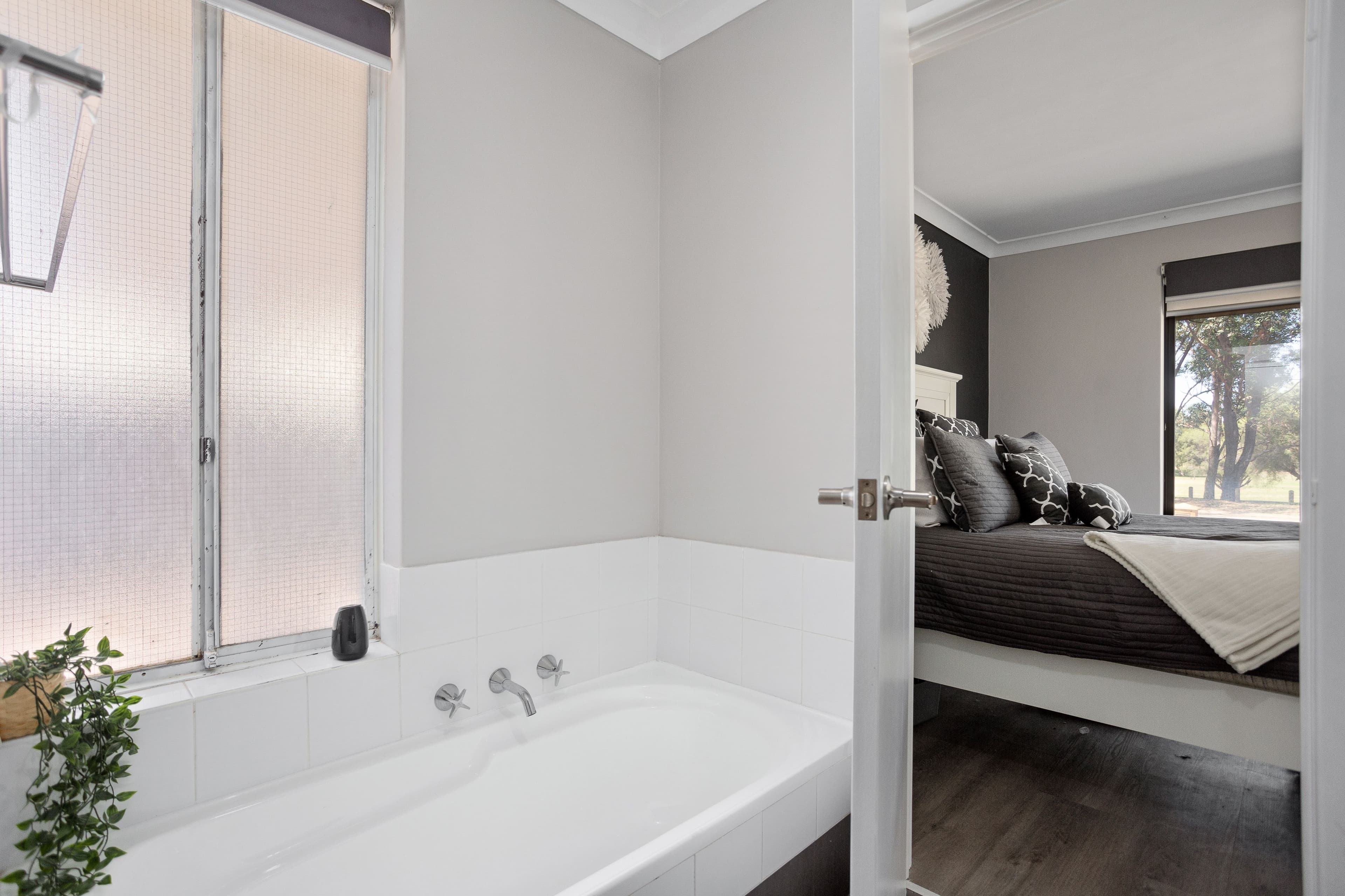 28 Gibson Way, Beechboro WA 6063, Beechboro - Thumbnail 8