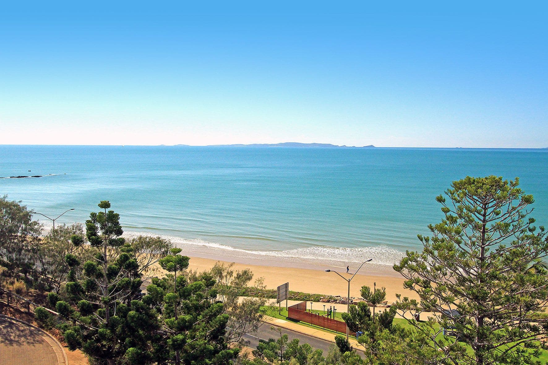 Unit 302, 4 Adelaide Street, YEPPOON QLD 4703, Yeppoon - Thumbnail 2