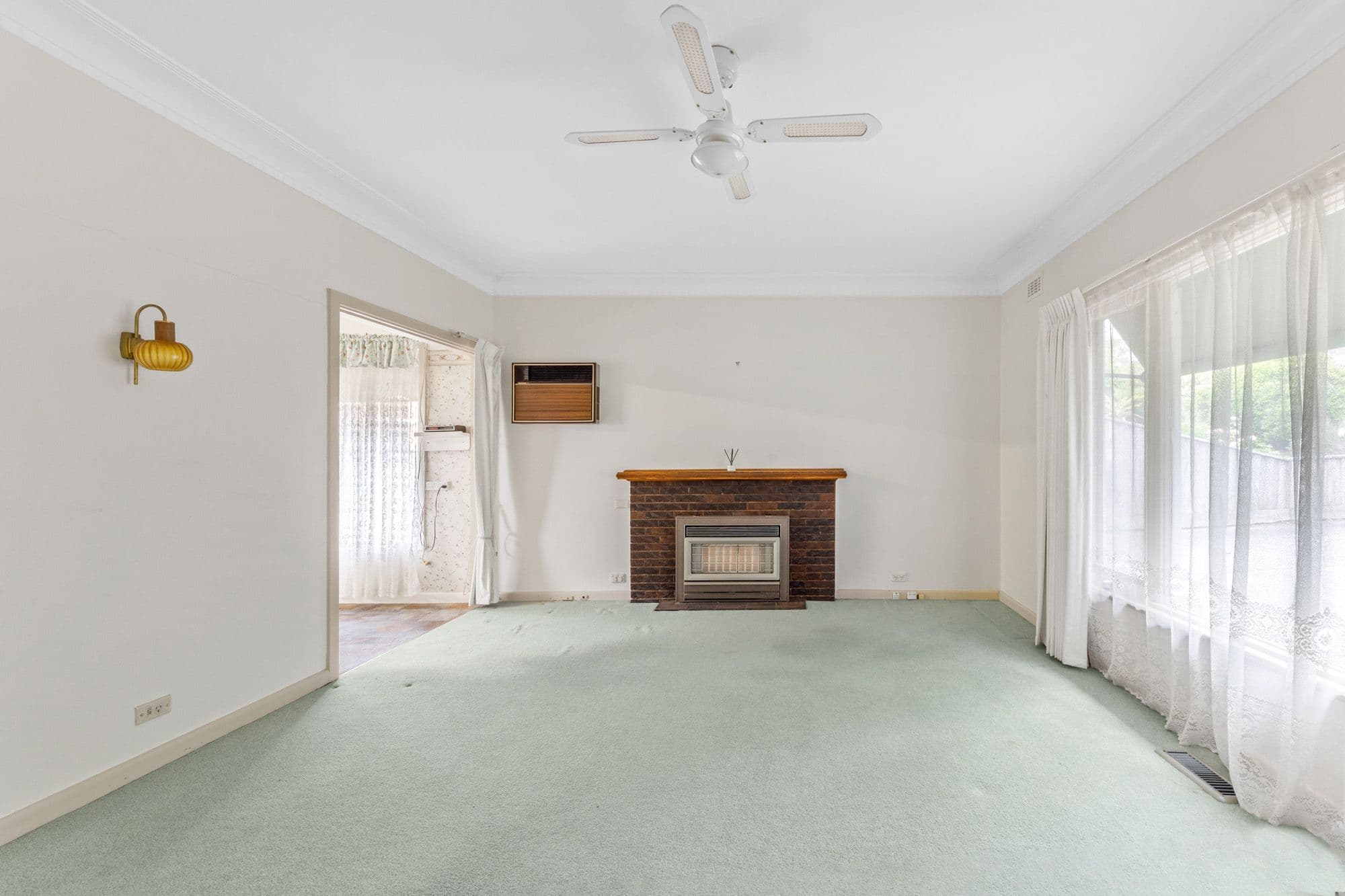 28 Peacock Street, Burwood VIC 3125, Burwood - Thumbnail 2