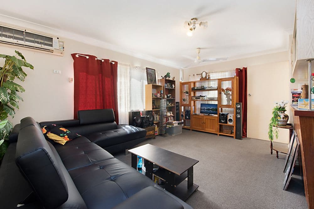 27 Spring Street, DECEPTION BAY QLD 4508, Deception Bay - Thumbnail 3