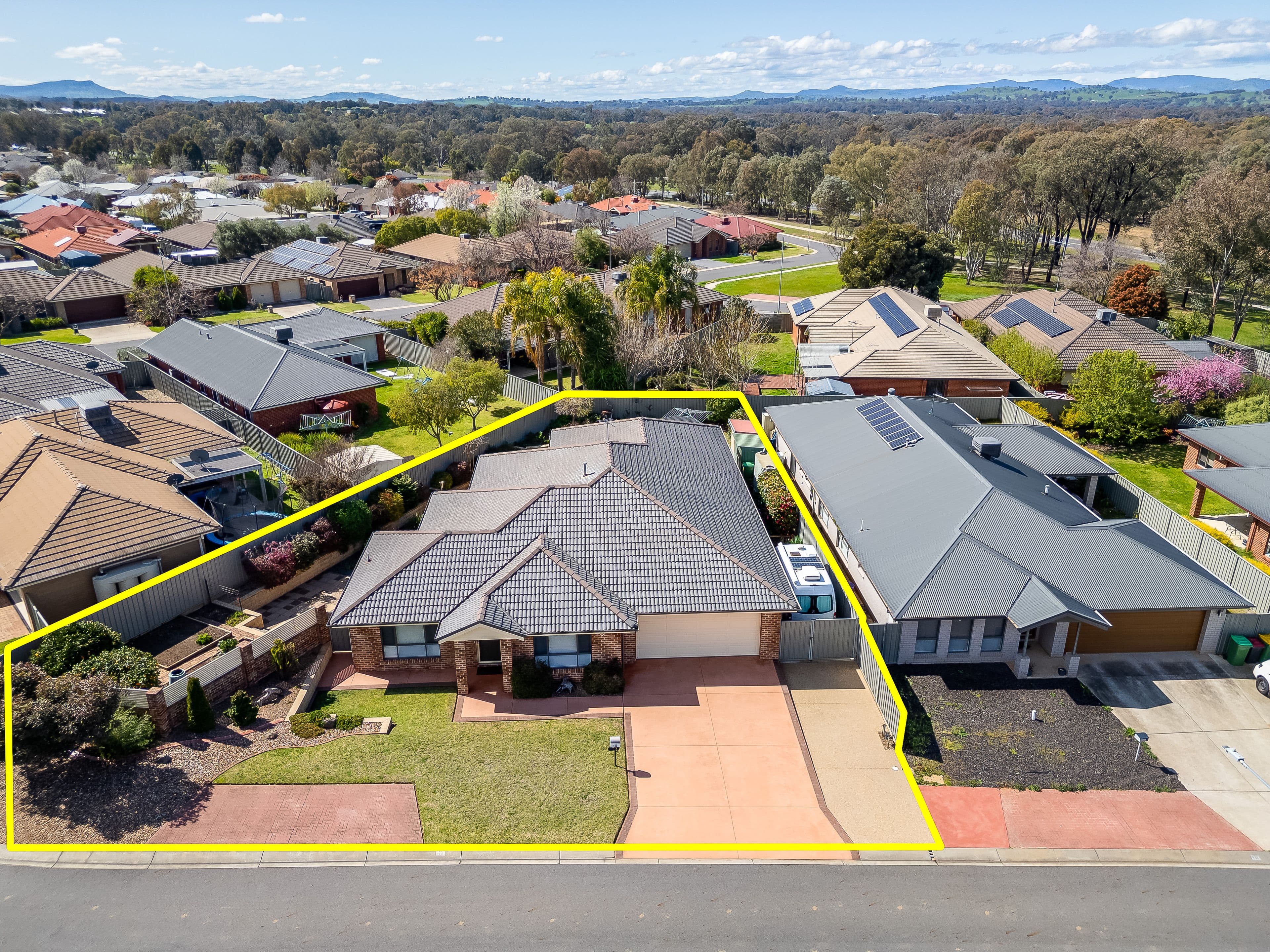 15 Bullfrog Court, Thurgoona NSW 2640, Thurgoona - Image 1