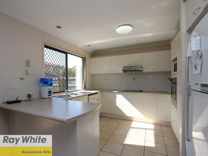 32 Diamond Place, RUNCORN QLD 4113, Runcorn - Thumbnail 2