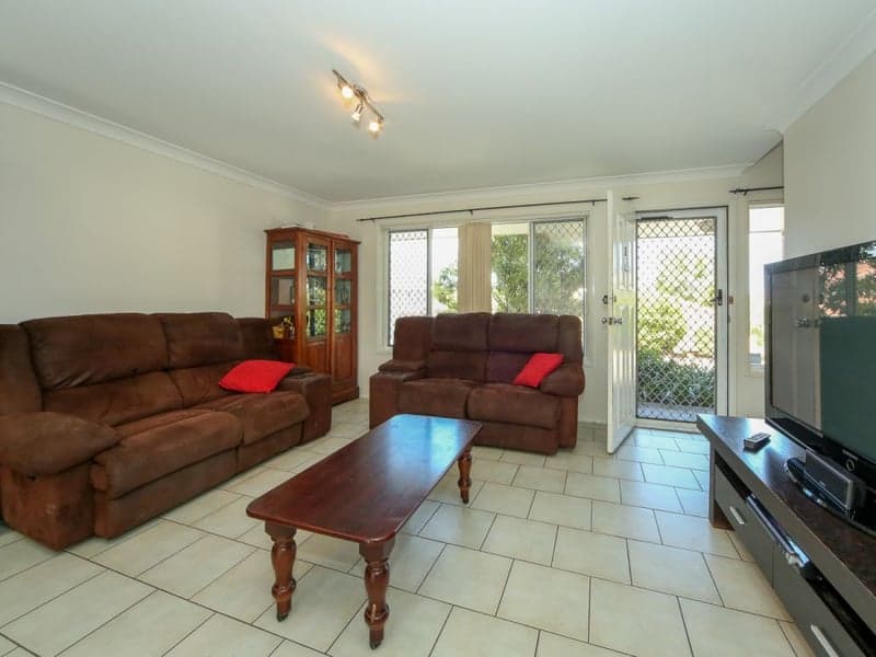 97 Edmund Rice Drive, Southport - Thumbnail 2