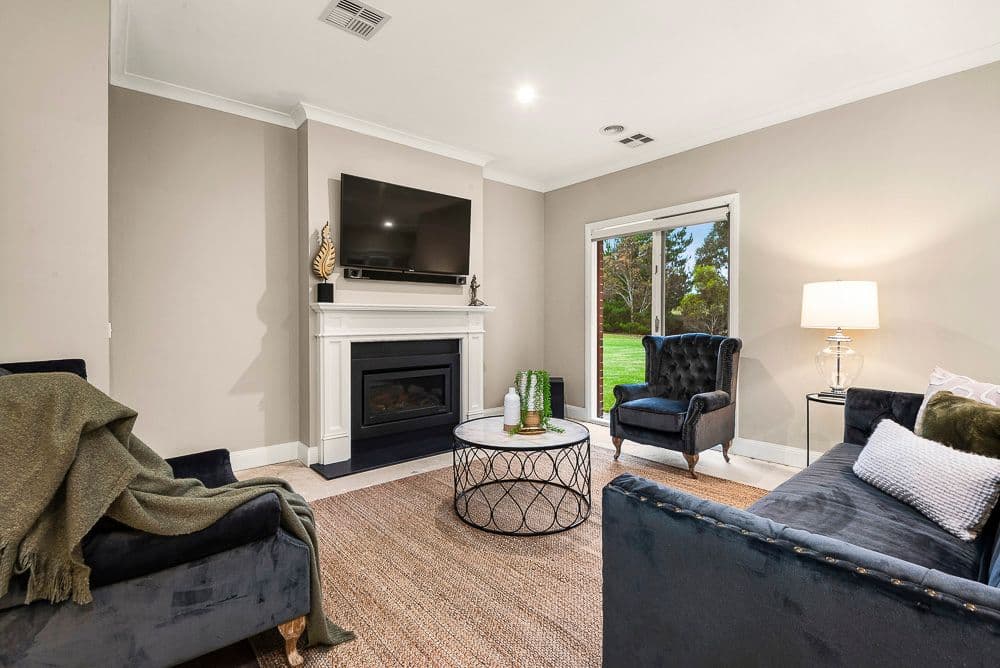 18 Pinehill Way, Doreen VIC 3754, Doreen - Thumbnail 4