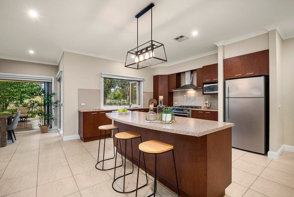 18 Pinehill Way, Doreen VIC 3754, Doreen - Thumbnail 6
