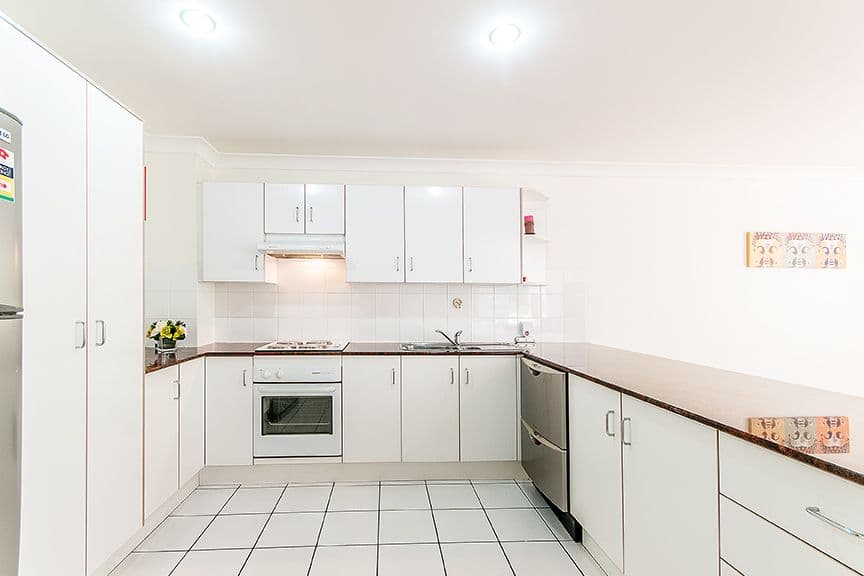 206 D'Arcy Road, Seven Hills QLD 4170, Seven Hills - Thumbnail 3