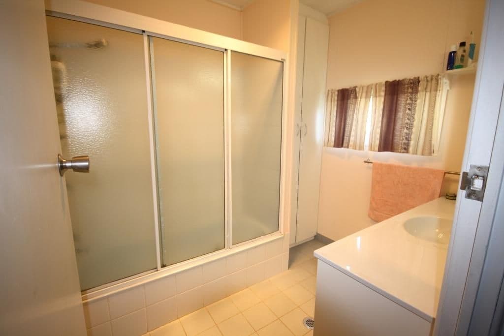 6 Crown Street, EIDSVOLD QLD 4627, Eidsvold - Thumbnail 3