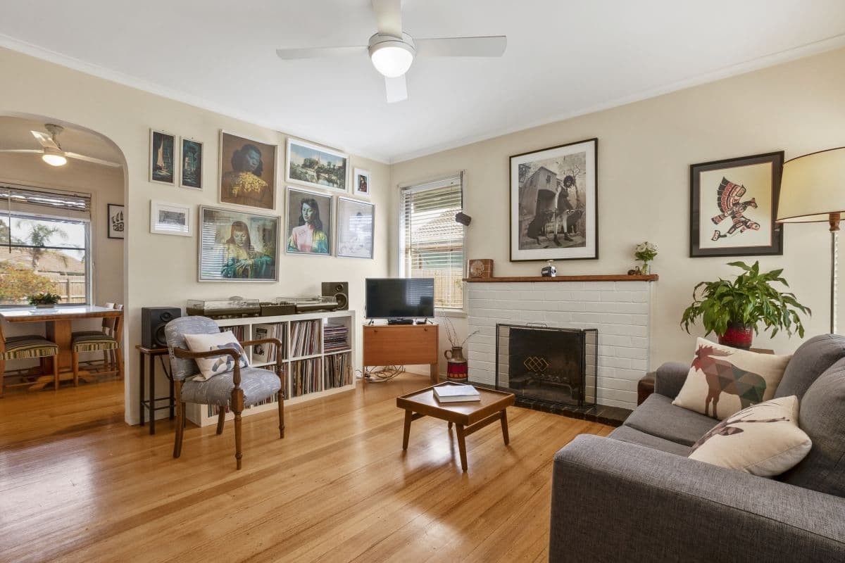 11 Vincent Crescent, Werribee VIC 3030, Werribee - Thumbnail 2
