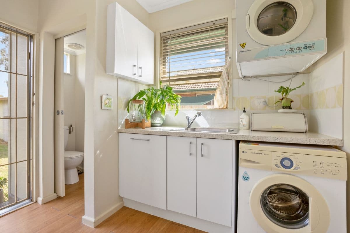 11 Vincent Crescent, Werribee VIC 3030, Werribee - Thumbnail 6