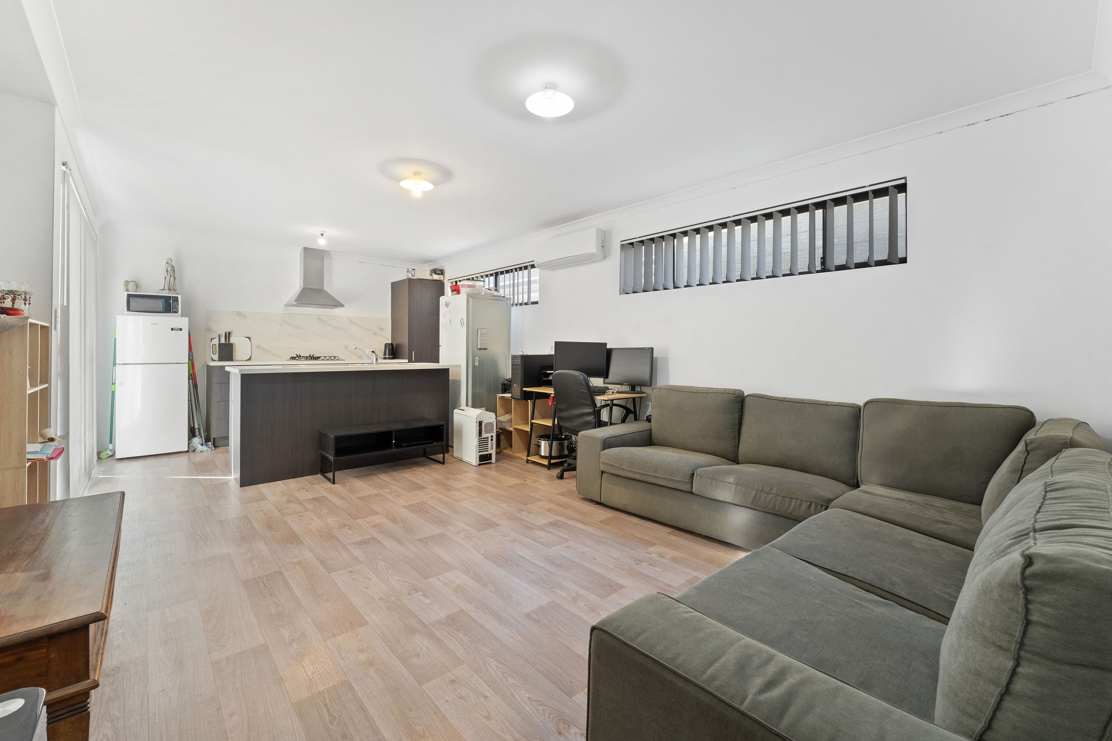 9 Bannerdale Road, Baldivis WA 6171, Baldivis - Thumbnail 3