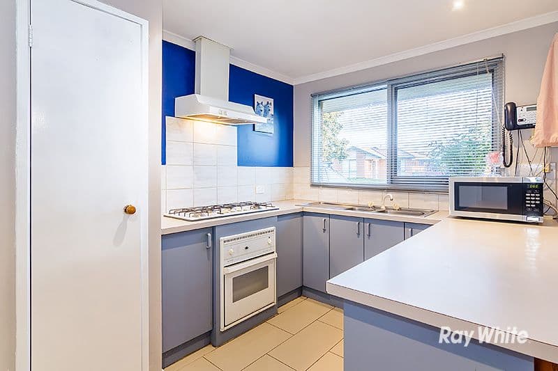 13 Navarre Drive, Cranbourne West VIC 3977, Cranbourne West - Thumbnail 5