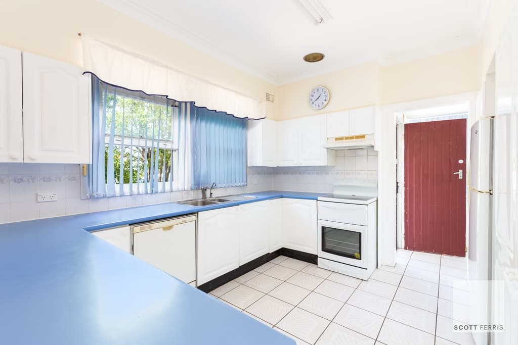 37 Bryson Avenue, Kotara, Kotara - Thumbnail 4