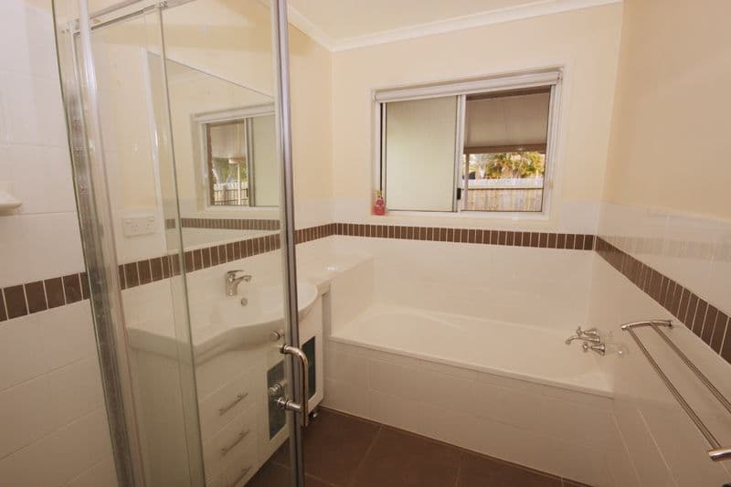 27 Daintree Close, KULUIN QLD 4558, Kuluin - Thumbnail 4