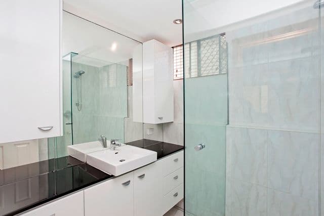 2 'Solana' 13 Australia Avenue, BROADBEACH QLD 4218, Broadbeach - Thumbnail 5