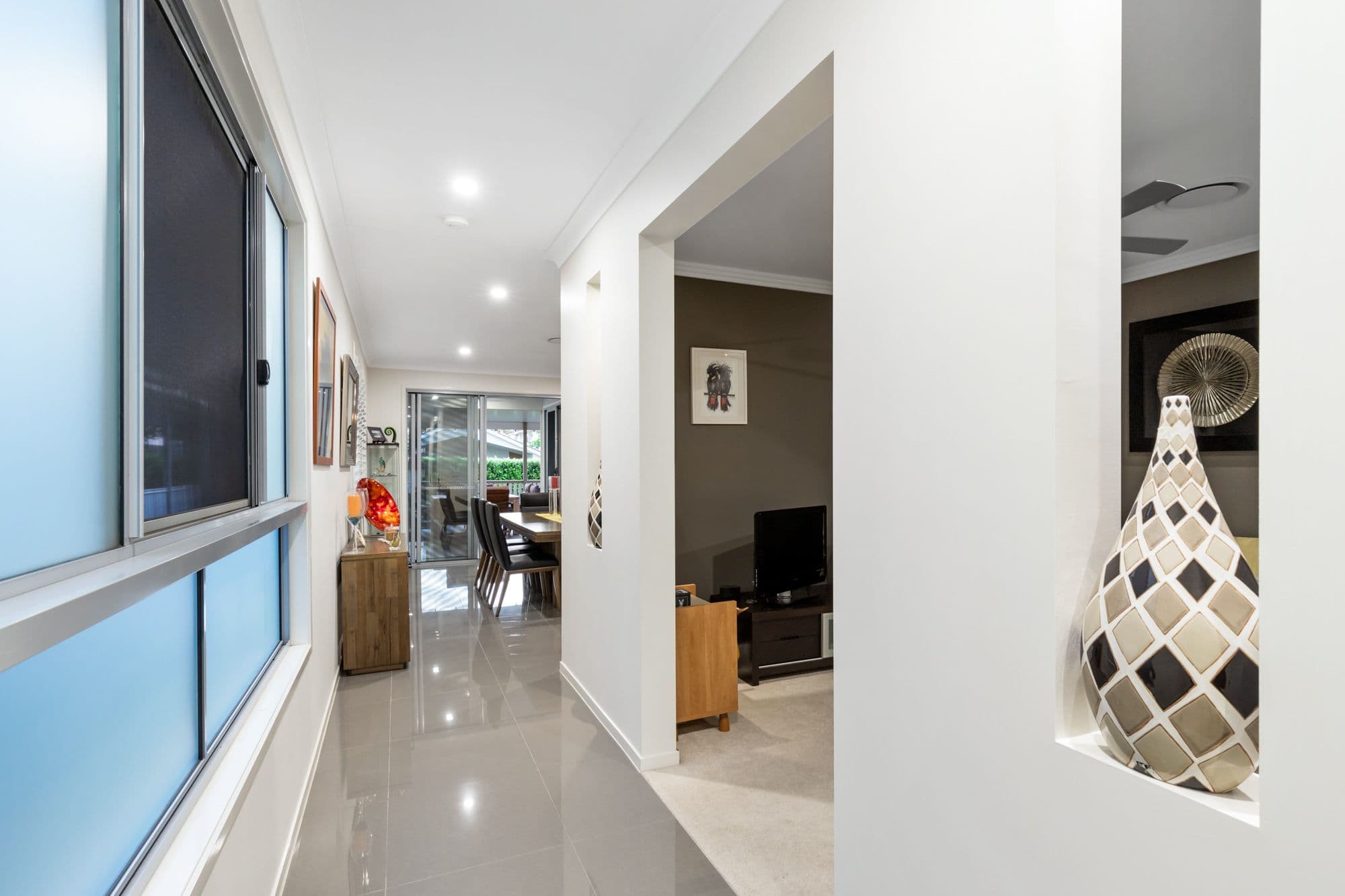 129 Henry Street, Wynnum QLD 4178, Wynnum - Thumbnail 2