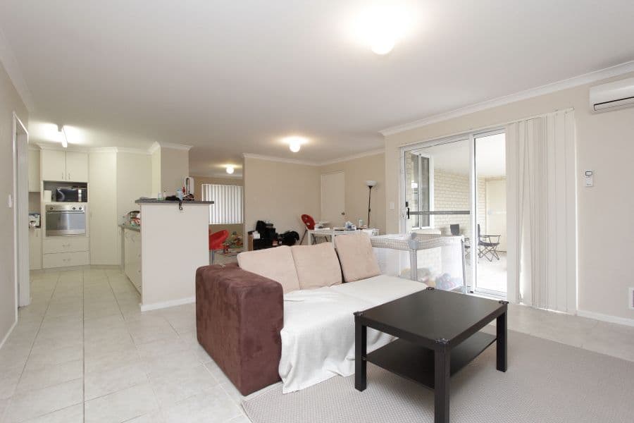 75 Halpin Circle, ELLENBROOK WA 6069, Ellenbrook - Thumbnail 8