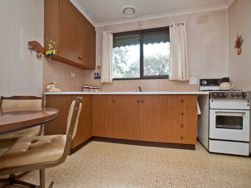 1 Hillcrest Road, FRANKSTON VIC 3199, Frankston - Thumbnail 2
