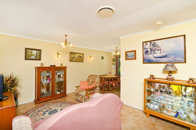 35 Darnel Street, ELANORA QLD 4221, Elanora - Thumbnail 6