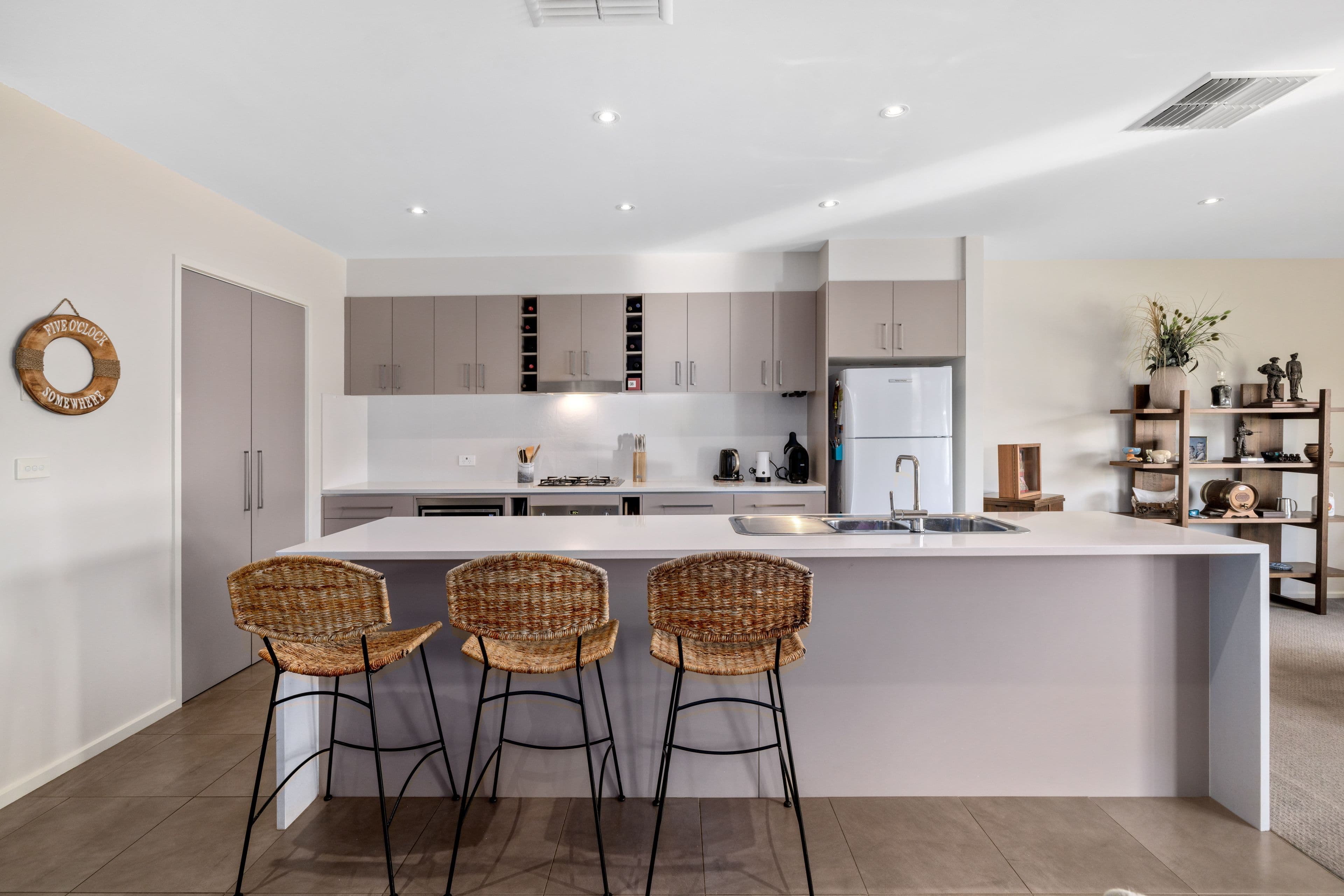 2 Biddlecombe Street, Pearce ACT 2607, Pearce - Thumbnail 4