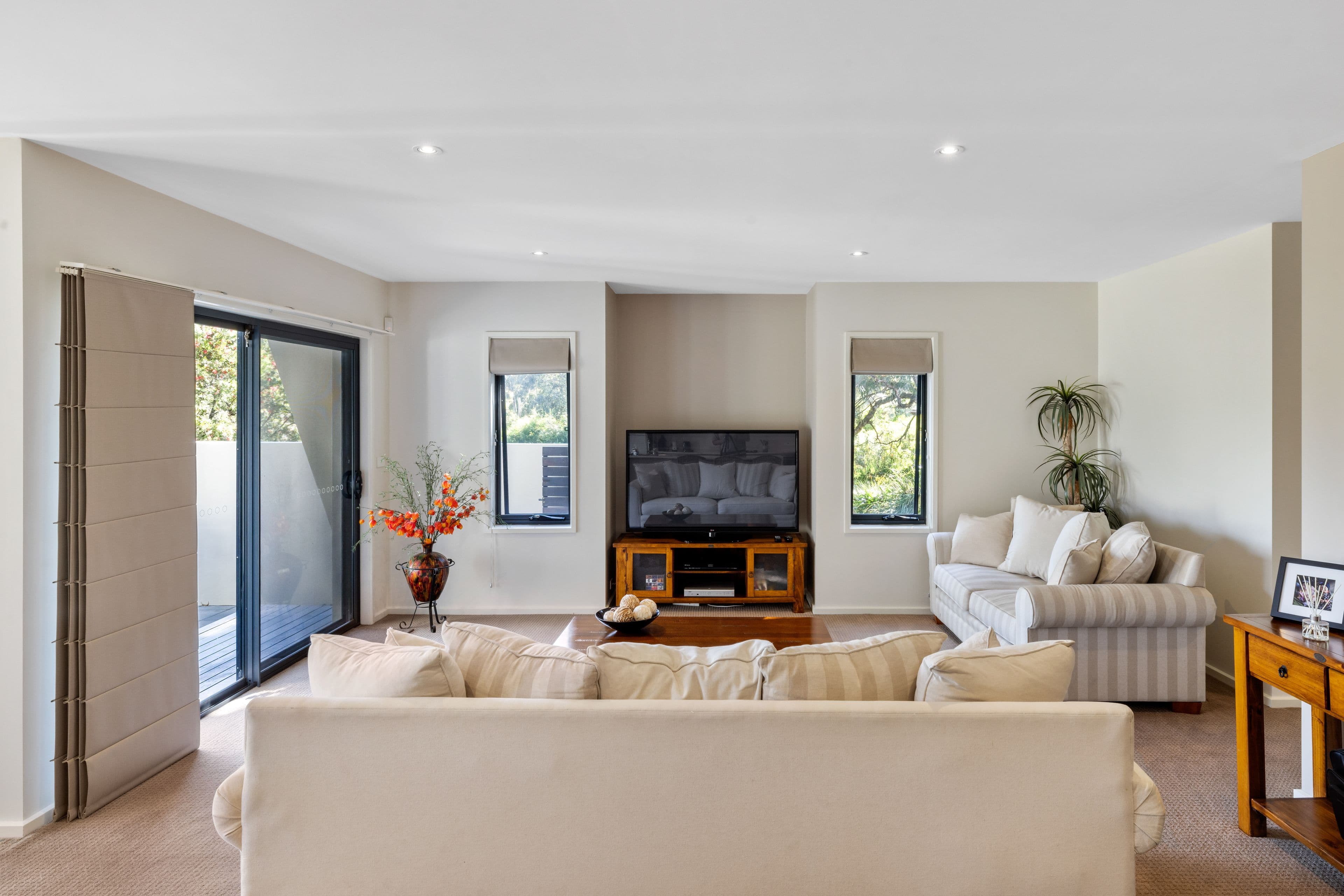 2 Biddlecombe Street, Pearce ACT 2607, Pearce - Thumbnail 8