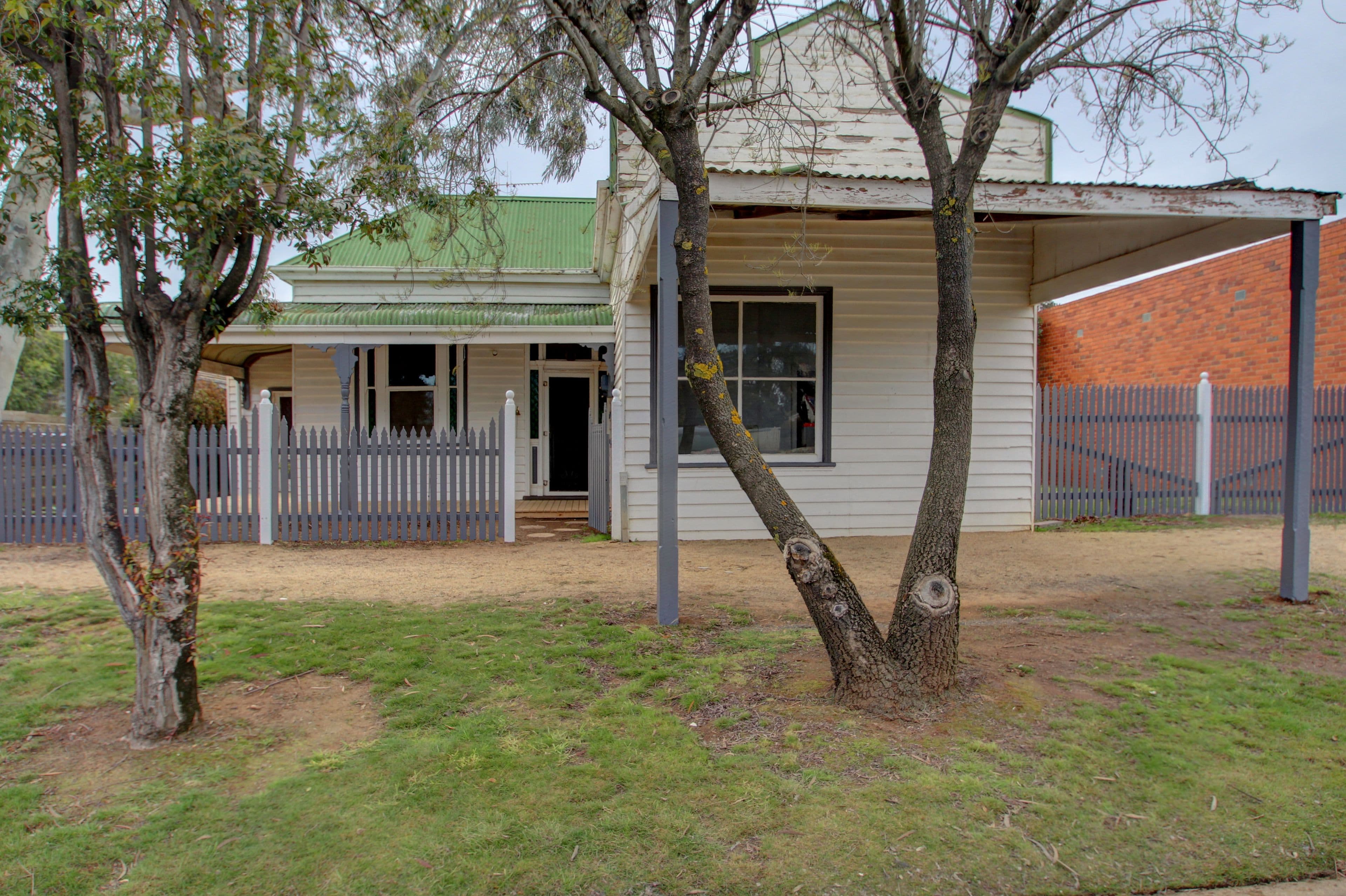 19 Beek Street, Katamatite VIC 3649, Katamatite - Image 1