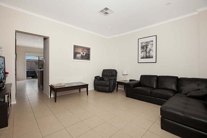 8 Grange Court, SEAFORD SA 5169, Seaford - Thumbnail 3