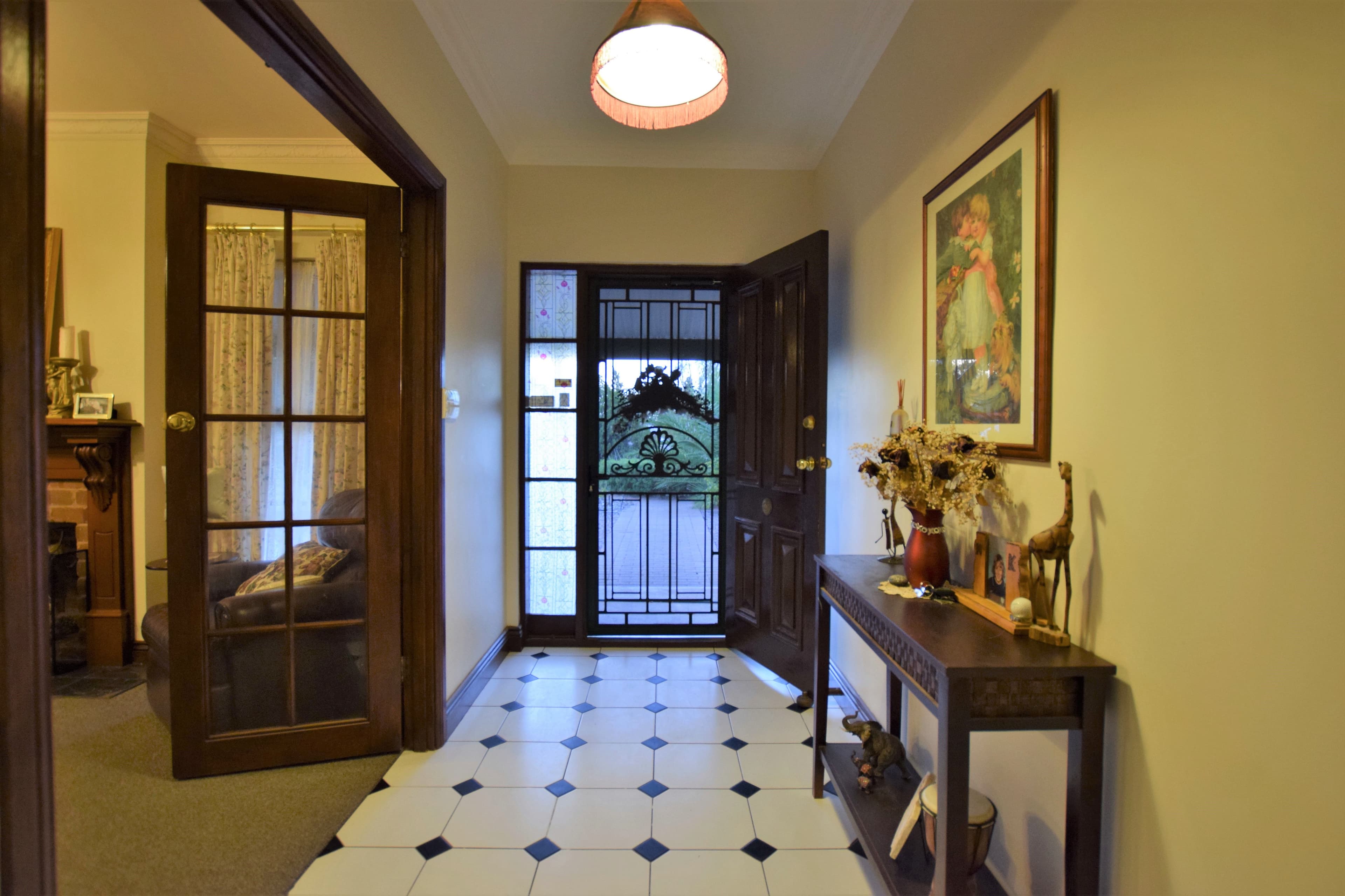 2204/620 Collins Street, Melbourne VIC 3000, Melbourne - Thumbnail 2