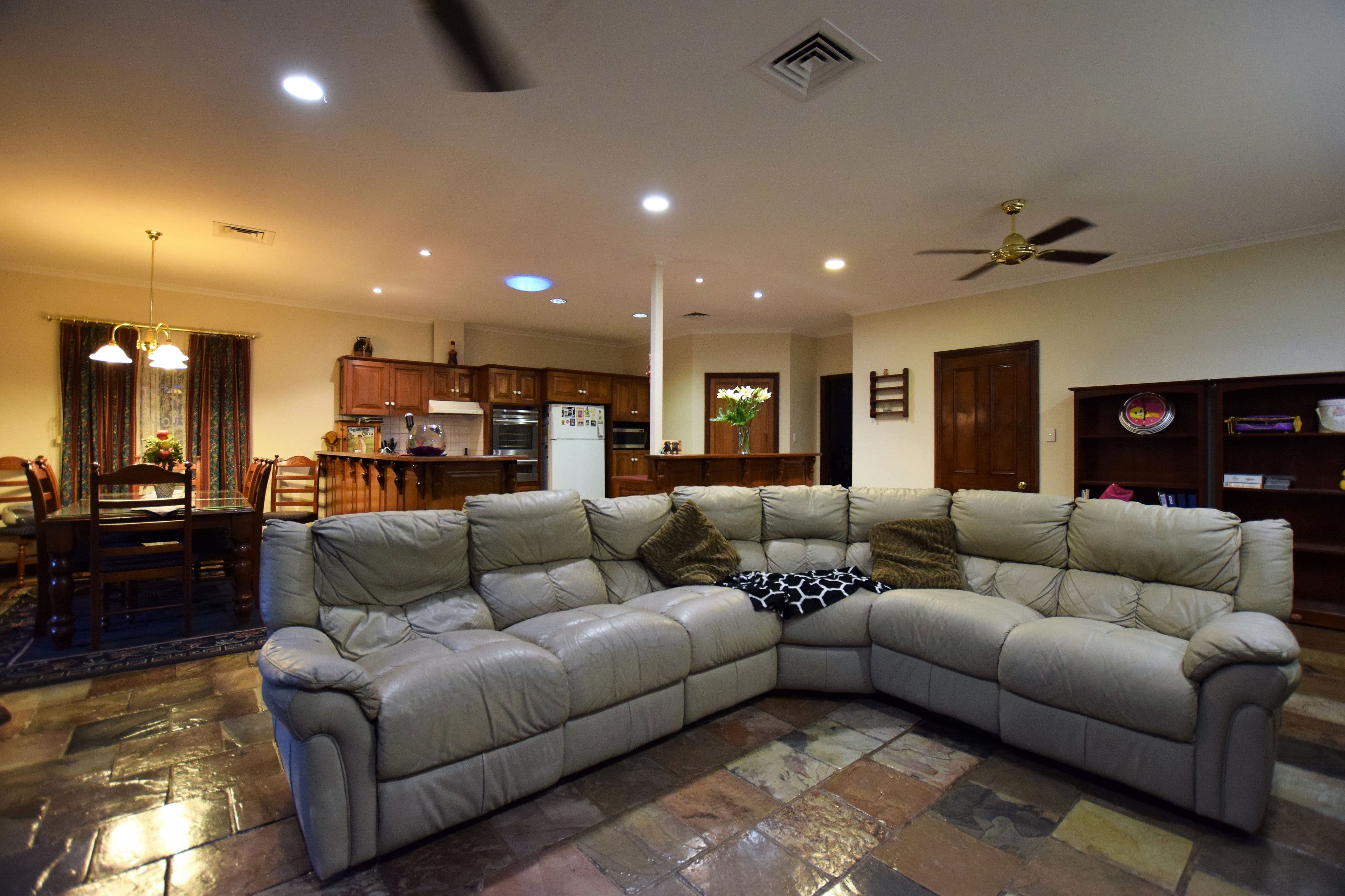 2204/620 Collins Street, Melbourne VIC 3000, Melbourne - Thumbnail 6