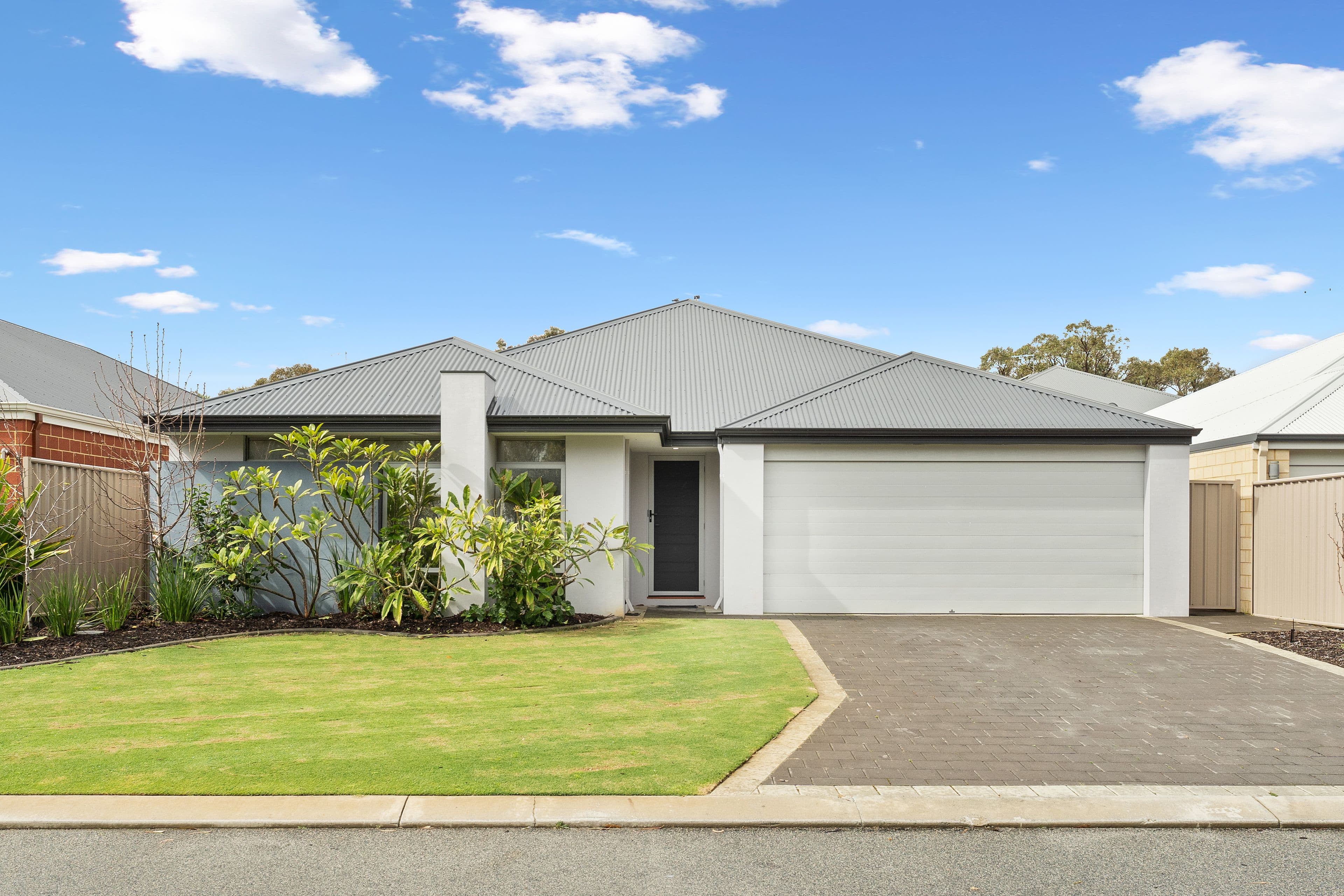 16 Edgbaston Road, Meadow Springs WA 6210, Meadow Springs - Image 1
