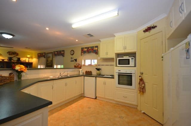 7 Montefiore Street, KAPUNDA SA 5373, Kapunda - Thumbnail 3