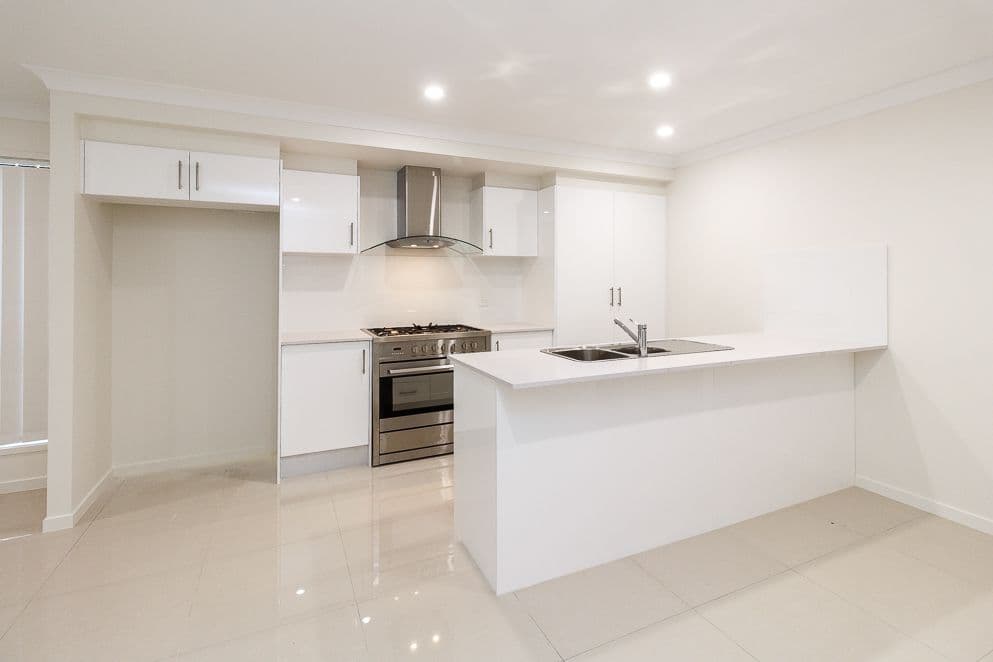 39 Mazeppa Street, South Ripley QLD 4306, South Ripley - Thumbnail 2