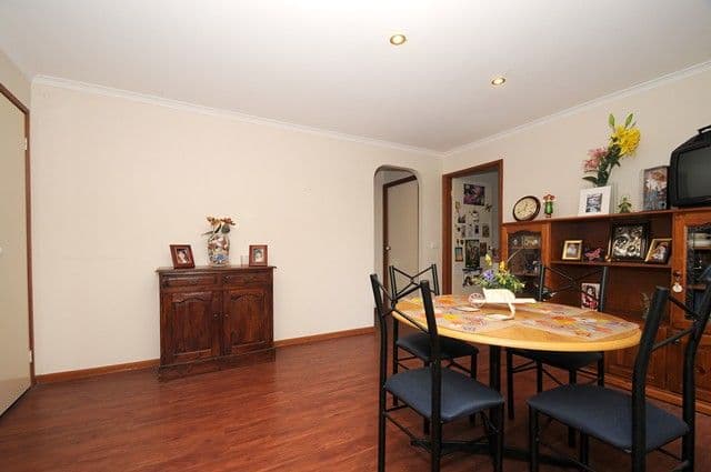 94 Silvereye Crescent, WERRIBEE VIC 3030, Werribee - Thumbnail 4