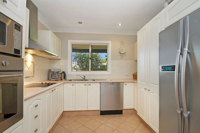 42 Mirreen Avenue, Davistown - Thumbnail 3