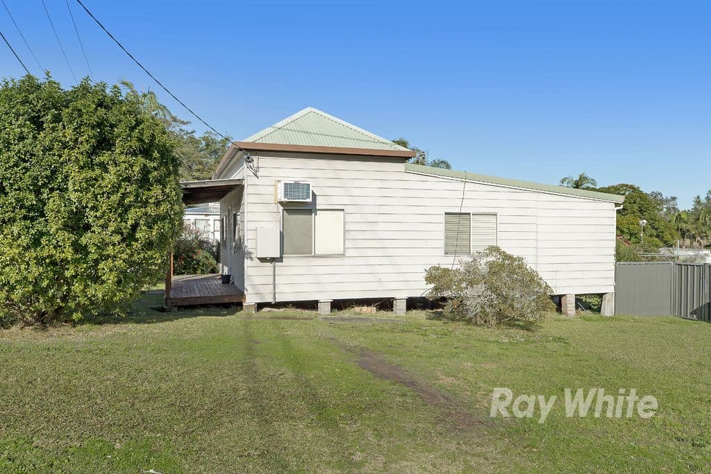 17 Brougham Avenue, Fennell Bay - Thumbnail 5