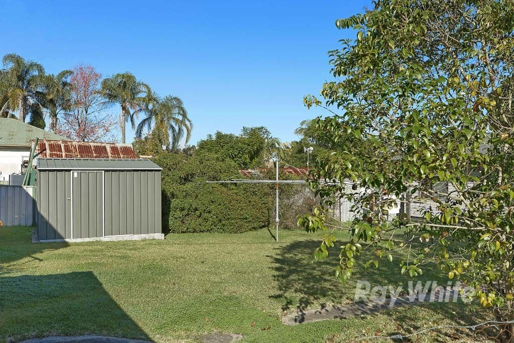 17 Brougham Avenue, Fennell Bay - Thumbnail 6