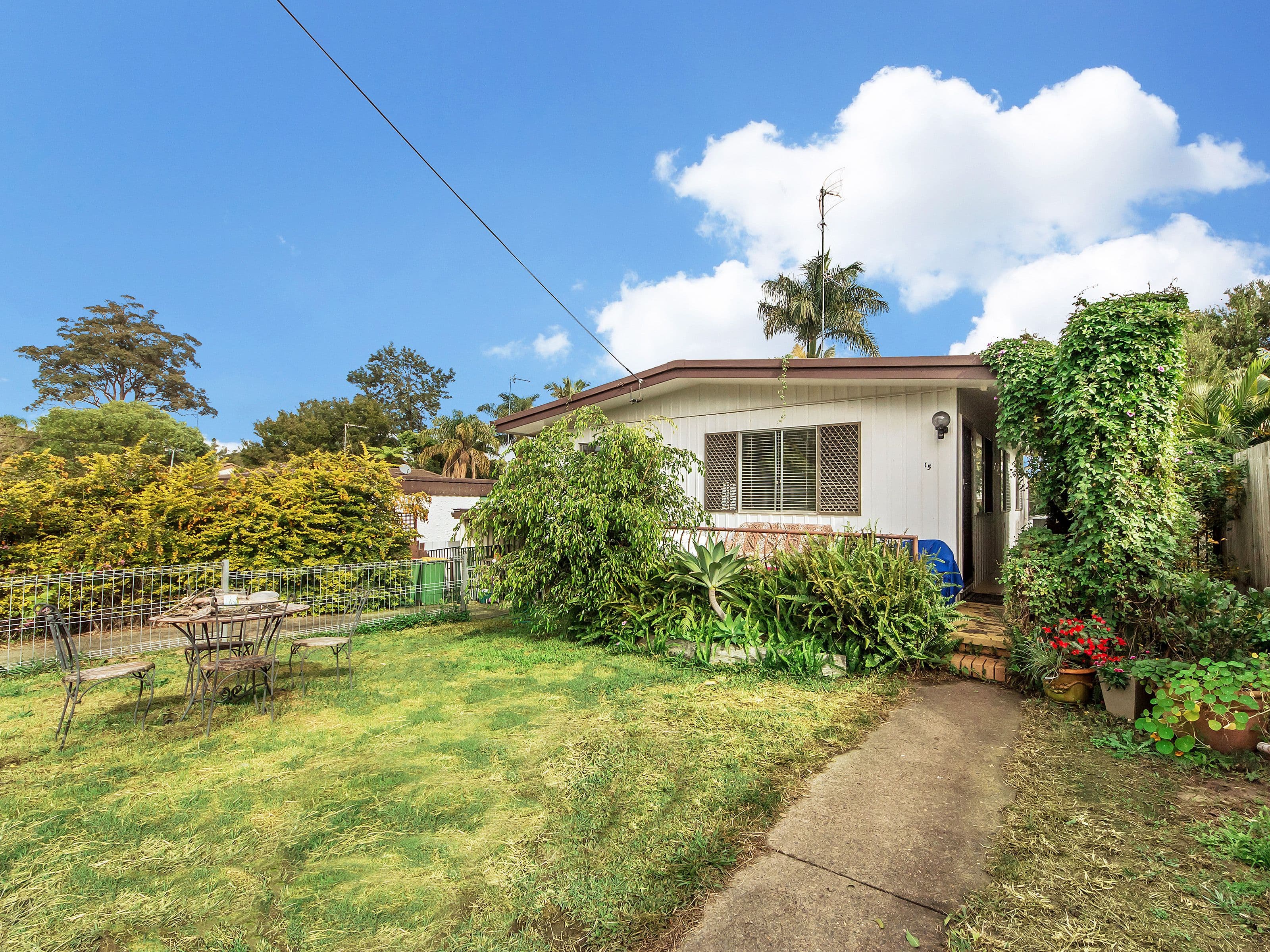 15 Berrigan Street, Southport QLD 4215, Southport - Thumbnail 2