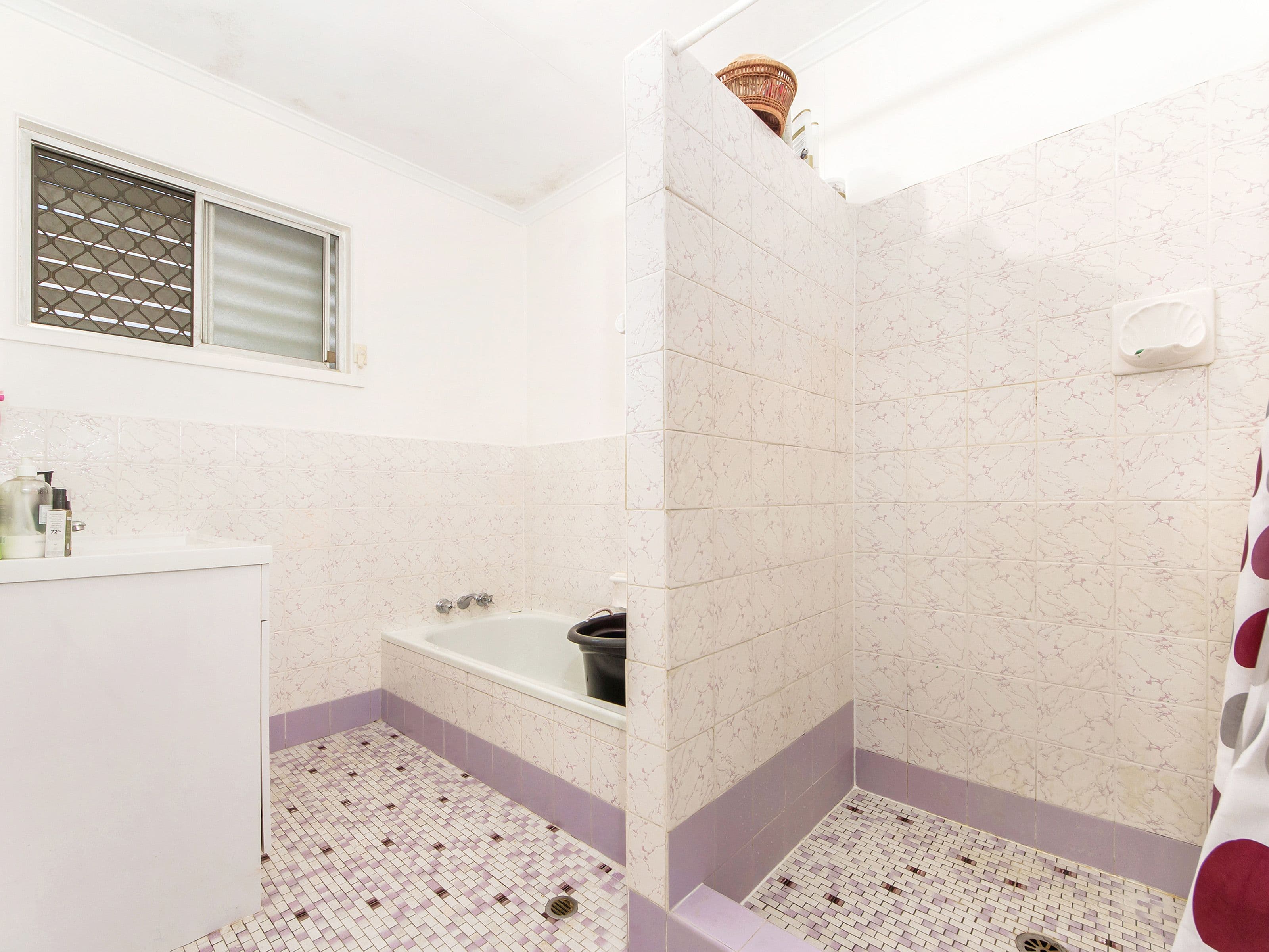 15 Berrigan Street, Southport QLD 4215, Southport - Thumbnail 6